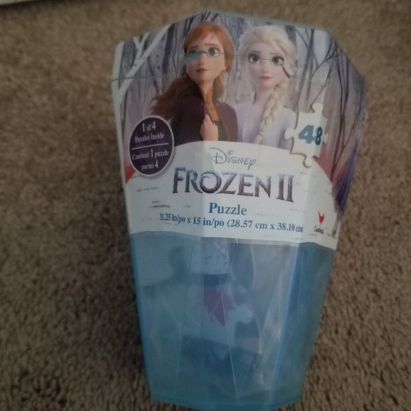 Disney Frozen 2 Surprise Puzzle -48 Piece in Plastic Gem-Shaped Storage Case - Picture 5 of 7